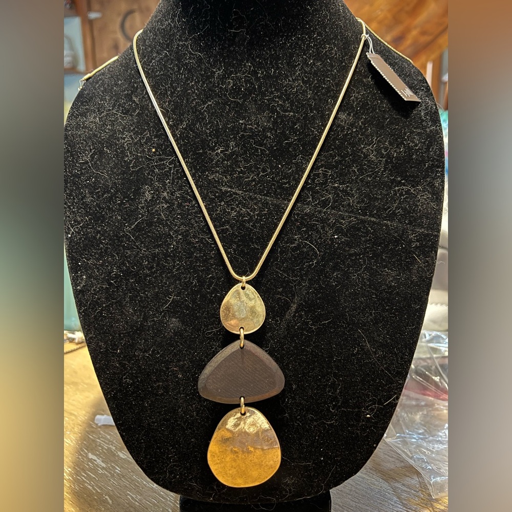 J Jill mixed elements pendant with gold tone chain with adjustable slide.